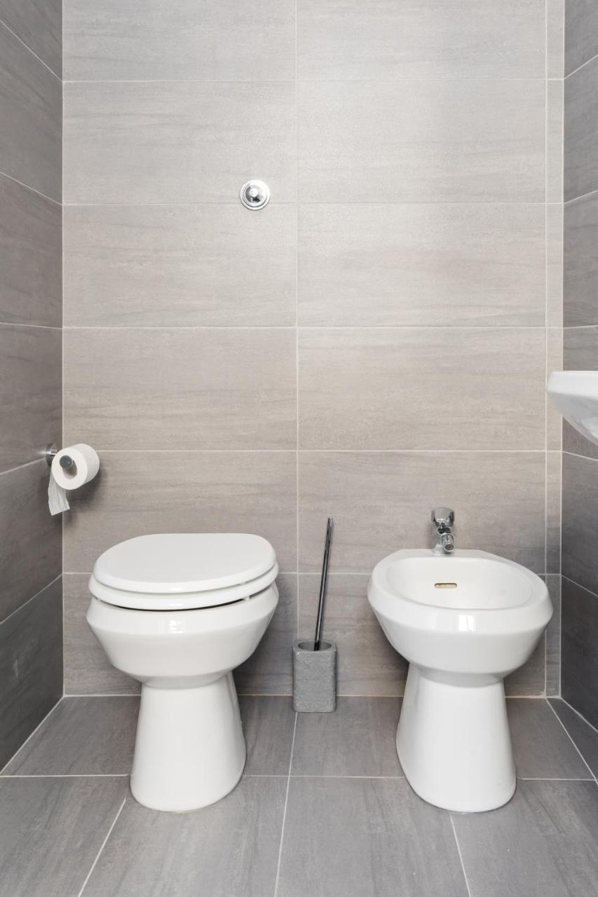 A World Aparts - 32 Calabria โรม ภายนอก รูปภาพ