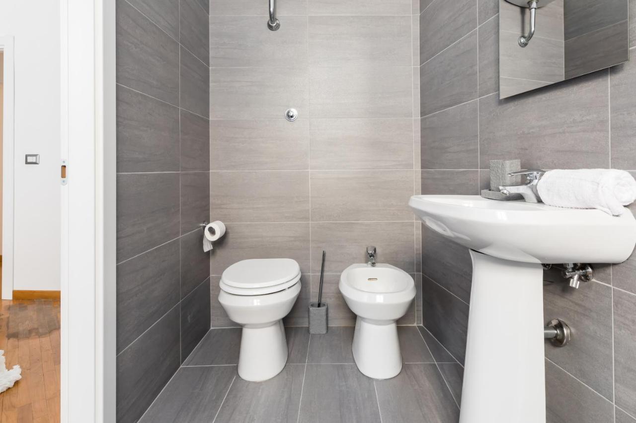 A World Aparts - 32 Calabria โรม ภายนอก รูปภาพ